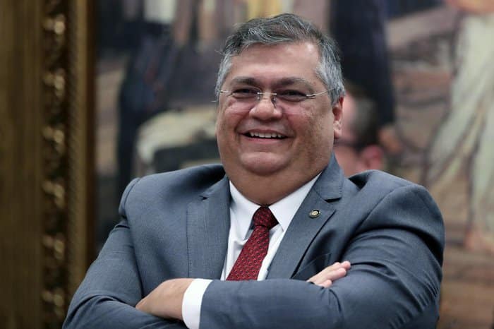 Senador apresentou nesta última segunda-feira (19) o seu mais novo projeto. (Fonte: GZH).