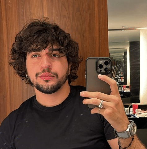 Artista planeja retornar aos palcos após encarar fase turbulenta. (Fonte: Instagram)
