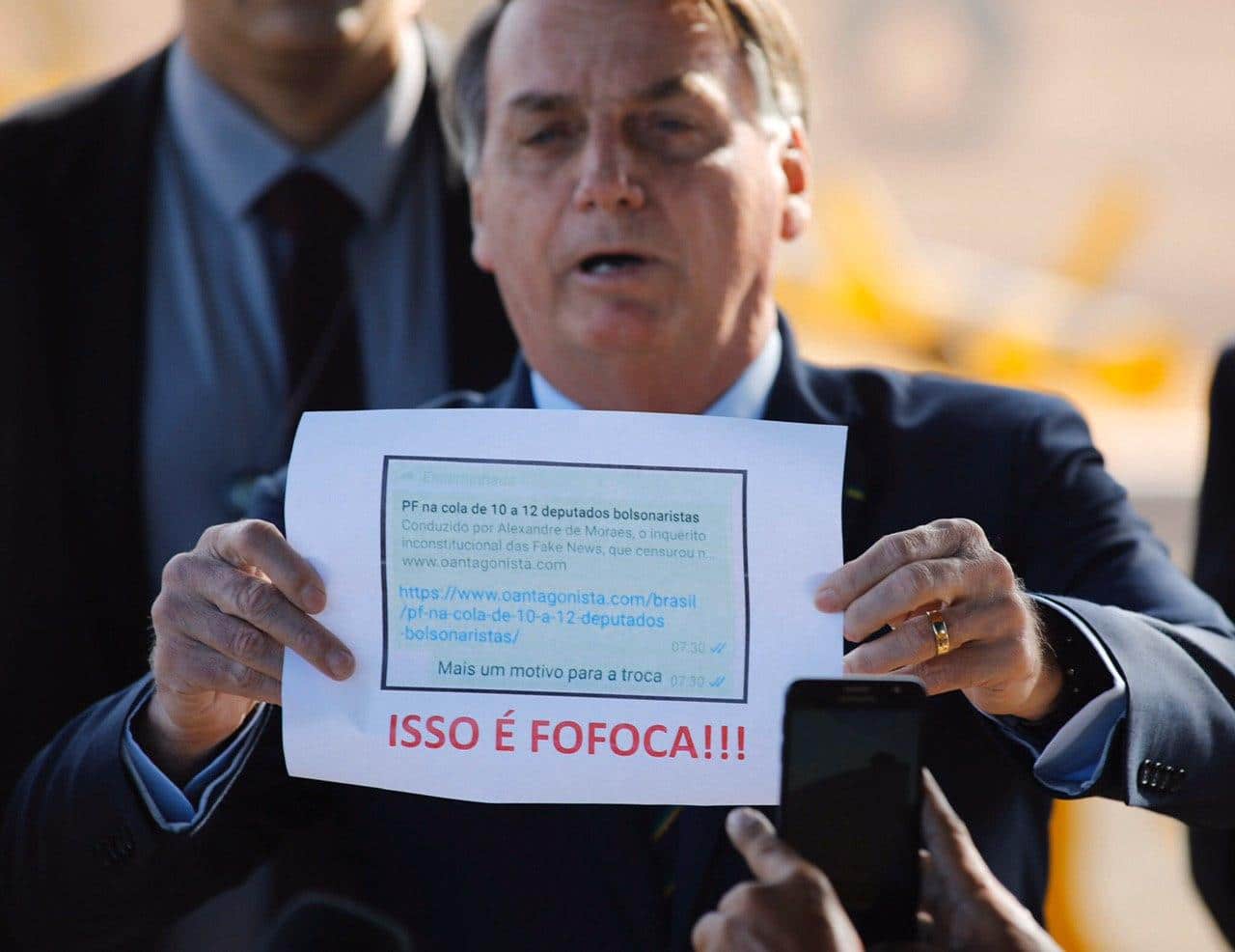 PF na cola de bolsonaro