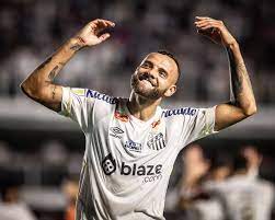 Veja a seguir detalhes da acirrada disputa entre Guarani e Santos que agora lidera o Paulistão.
