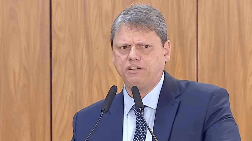 tarcísio decreta estado de emergência