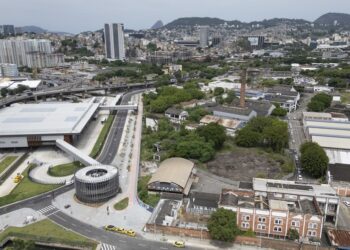 Vista aérea do gasômetro onde será construído o estádio do Flamengo