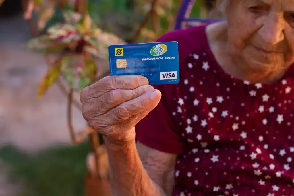 apoio financeiro para idosos