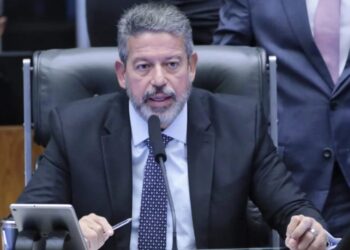 Brasil reajusta taxas de importação para proteger mercado e empregos locais!