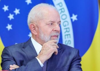 Lula promete vetar taxação em compras até US$ 50