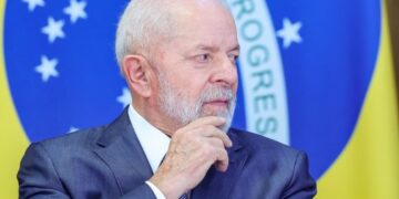 Lula promete vetar taxação em compras até US$ 50