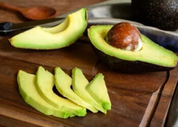 Descubra os benefícios do consumo diário de abacate