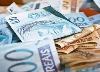 Salário mínimo em SP sobe para R$ 1.640!