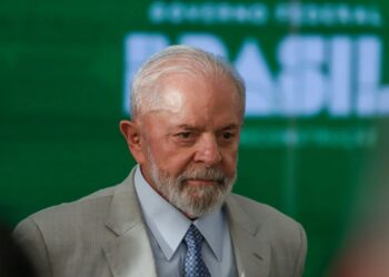 Debate no Congresso sobre saídas temporárias de presos destaca divisões partidárias e preocupações de segurança.