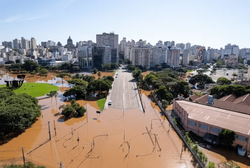 Governo paga vale reconstrução para famílias atingidas pelas chuvas em RS!