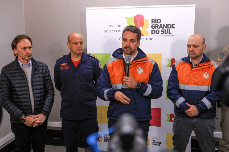 Eduardo Leite e Defesa Civil