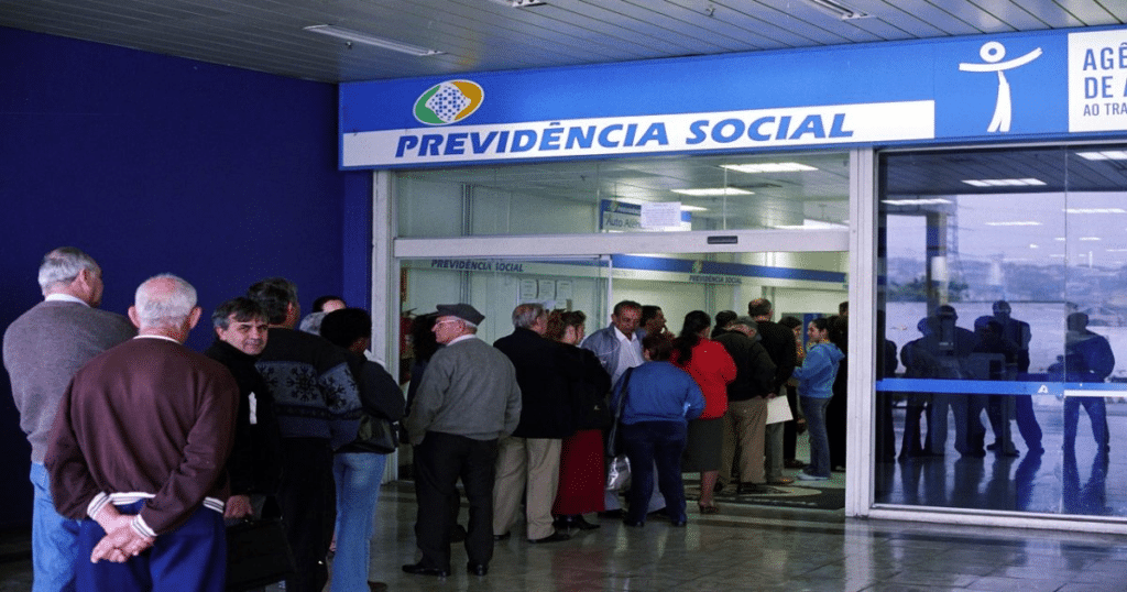 fila na previdência social