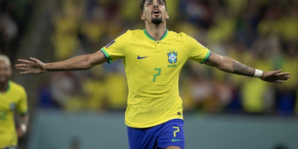 Meio-campista segue atuando pela seleção brasileira. Fonte: Reprodução Google