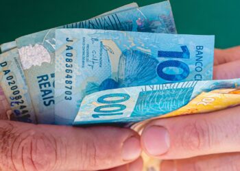 Restituição do IR de R$ 9,5 bilhões começa hoje