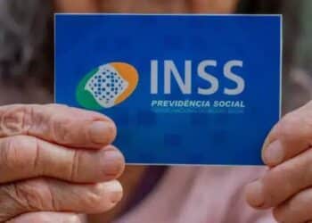 Cartão do INSS (Fonte: Reprodução/Flickr)