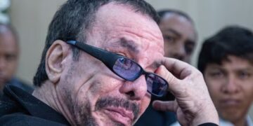 Ralf se emociona no velório de Chrystian (Fonte: Reprodução/AgNews)