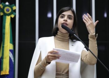 Tabata Amaral, autora do projeto de lei (Fonte: Reprodução/Agência Câmara de Notícias)