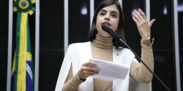 Tabata Amaral, autora do projeto de lei (Fonte: Reprodução/Agência Câmara de Notícias)