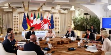 Reunião do G7 na Itália (Fonte: Reprodução/REUTERS/Yara Nardi)