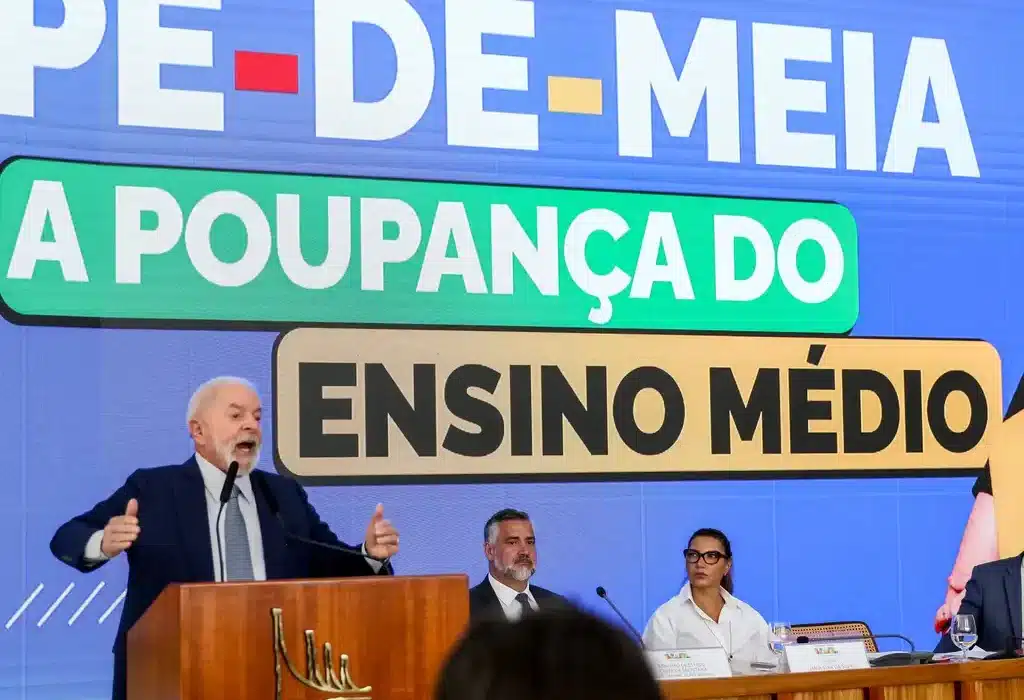 Pé-de-Meia: quarta parcela começa a ser paga nesta quarta-feira (Fonte: Agência Brasil)