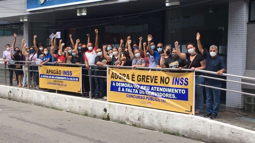 Servidores do INSS entram em greve em busca de melhor salário e valorização!