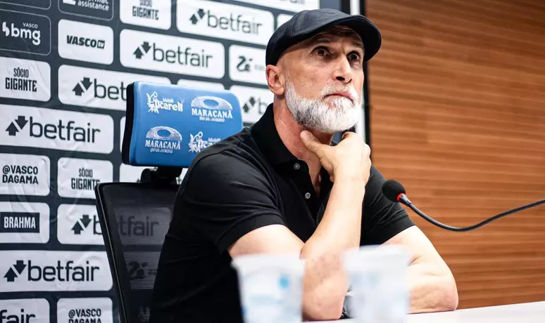 Crise no Vasco! Demissão iminente do técnico Álvaro Pacheco após desastrosa sequência (Fonte: Terra)