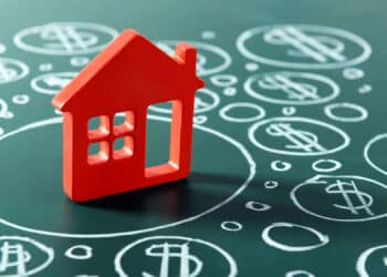 Idosos acima de 60 anos podem obter descontos e até isenção no IPTU