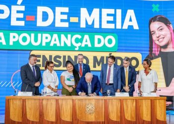 Programa Pé-de-Meia