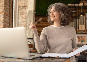A reforma da previdência de 2019 mudou as regras de aposentadoria para mulheres