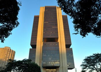 A recente tensão entre Lula e o presidente do Banco Central