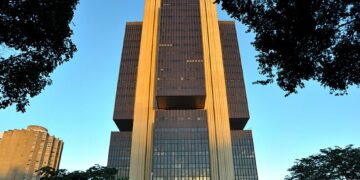 A recente tensão entre Lula e o presidente do Banco Central