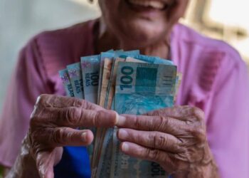 Incrível redução nas taxas de juros do empréstimo consignado para idosos acima dos 60 anos