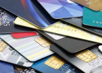 Novas regras do Banco Central limitam juros do cartão de crédito rotativo