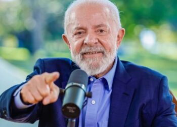 Inovador programa do governo brasileiro destina bilhões para promover veículos híbridos e elétricos