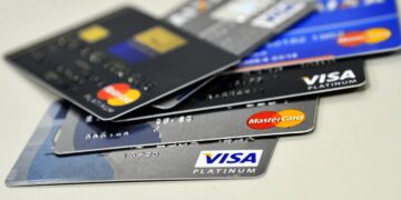 Novas regras para cartões de crédito no Brasil