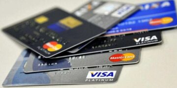 Novas regras limitam juros do cartão de crédito