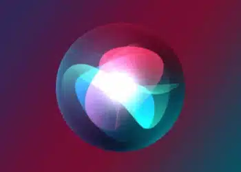 Siri se prepara para revolução: integração com ChatGPT e Apple Intelligence prometem transformar sua experiência com a Apple em 2024 (Fonte: poponline)