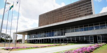 Aprovação da LDO para 2025: Mais Investimentos e Nomeações Previstas (Fonte: Agência Brasília)
