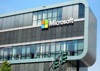 Microsoft Anuncia Desligamentos e Reestruturação em Suas Equipes de Realidade Mista e Serviço de Nuvem (Fonte: Pixabay)