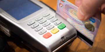 Cartão de Crédito Seguro: Proteja-se de Golpes Online com 7 Medidas Surpreendentes! (Fonte: Pixabay)