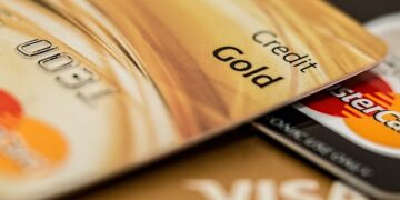 Os Melhores Cartões de Crédito para Acumular Pontos e Milhas em 2024 (Fonte: Pixabay)