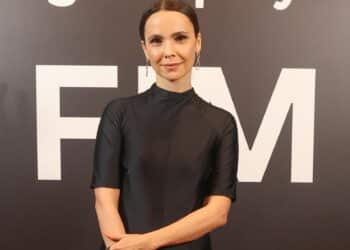 O Lado Sombrio da Fama: A Perseguição Assombrosa de Débora Falabella (Fonte: Globo)