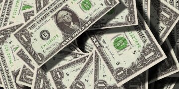 2024: O ano da instabilidade cambial - Dólar em alta no Brasil (Fonte: Pixabay)