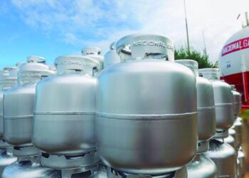 O auxílio gás, destinado a famílias de baixa renda, foi aprovado pela Câmara e sancionado em lei