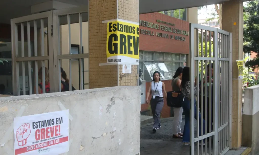 Greve Universitária: Governo Apresenta Nova Proposta, Mas Professores Seguem Incertos (Fonte: Agência Brasil)
