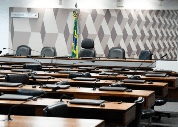 Saiba mais sobre o programa de manutenção do emprego do governo federal e a suspensão dos consignados para vários brasileiros!