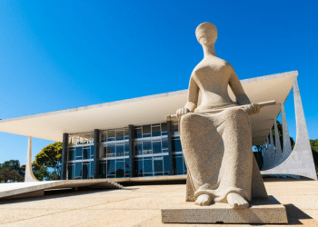 Aposentados podem receber aumento de 15% nas aposentadorias do INSS!