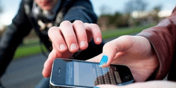 Proteja seu celular contra roubos: conheça o novo sistema de bloqueio por detecção de roubo do Google aqui!