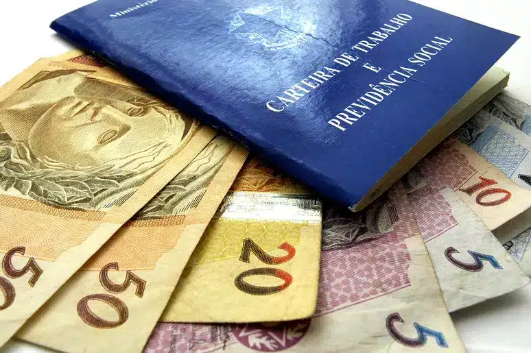 Conheça a estimativa para o novo salário mínimo!