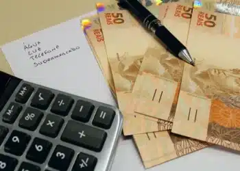 Renegocie suas dívidas: Desenrola Pequenos Negócios ajuda MPEs (Fonte: Marcos Santos/USP Imagens)